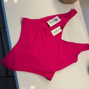 Aritzia Babaton contour bodysuit neon fuchsia